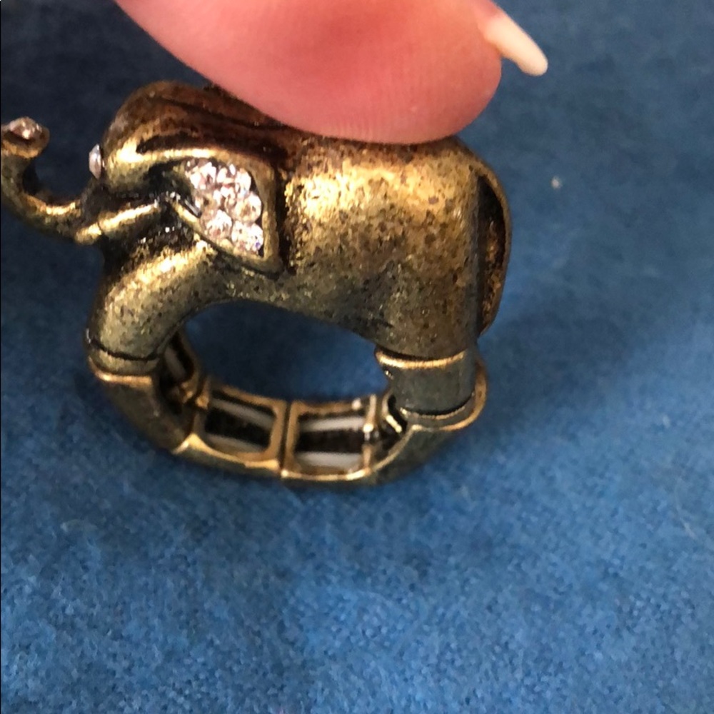 Ring - Picture 4 of 5